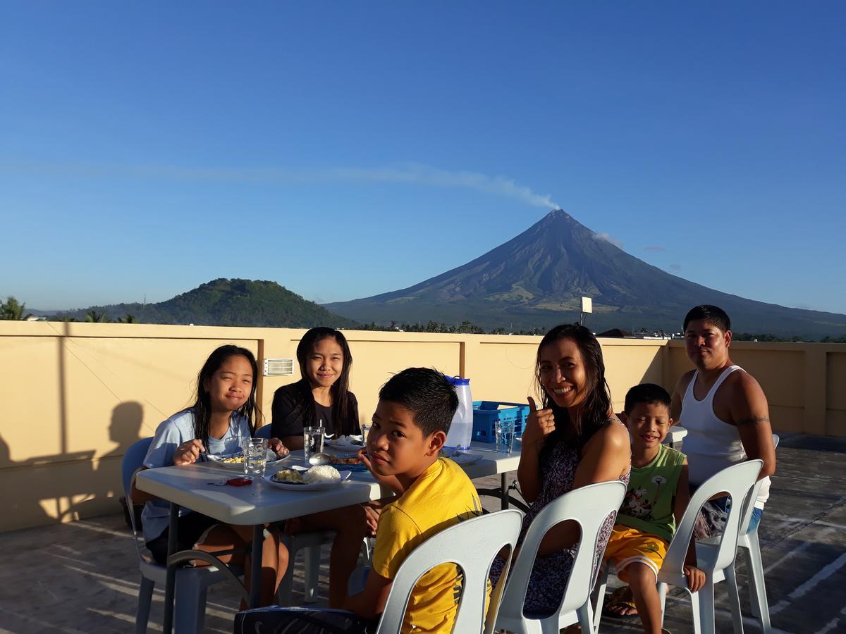 Jdl Residences Hostel Legazpi Bagian luar foto