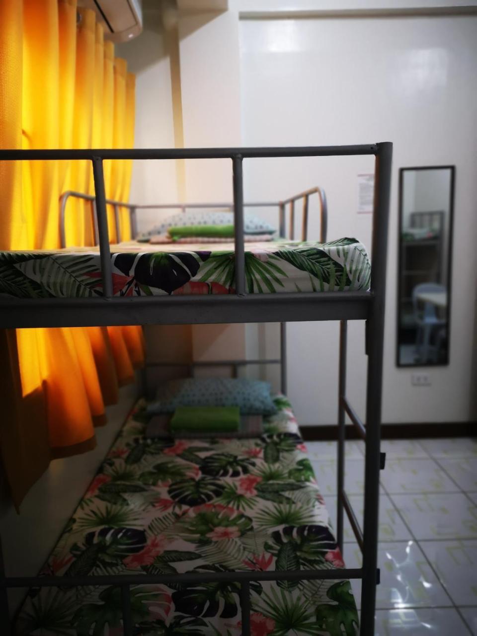 Jdl Residences Hostel Legazpi Bagian luar foto