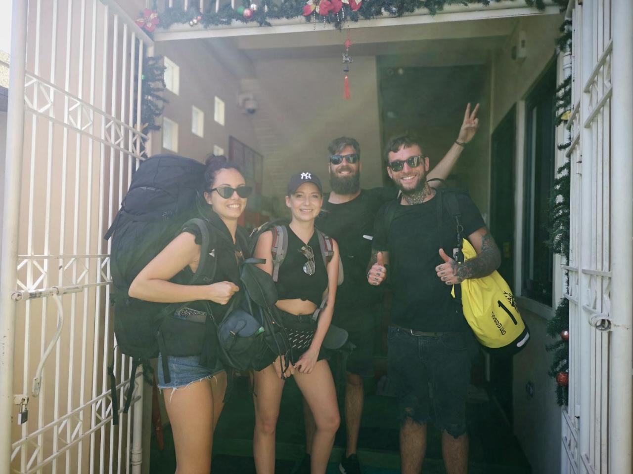 Jdl Residences Hostel Legazpi Bagian luar foto