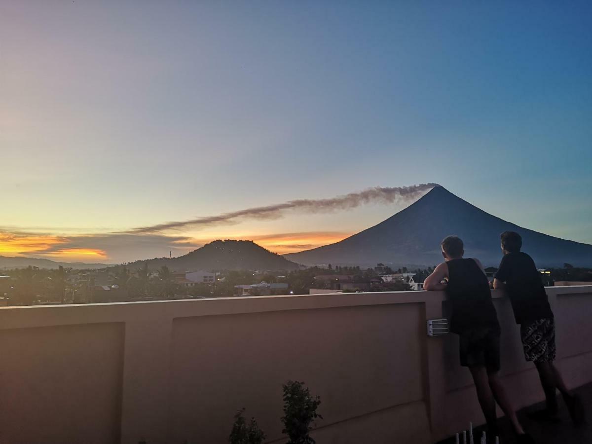 Jdl Residences Hostel Legazpi Bagian luar foto