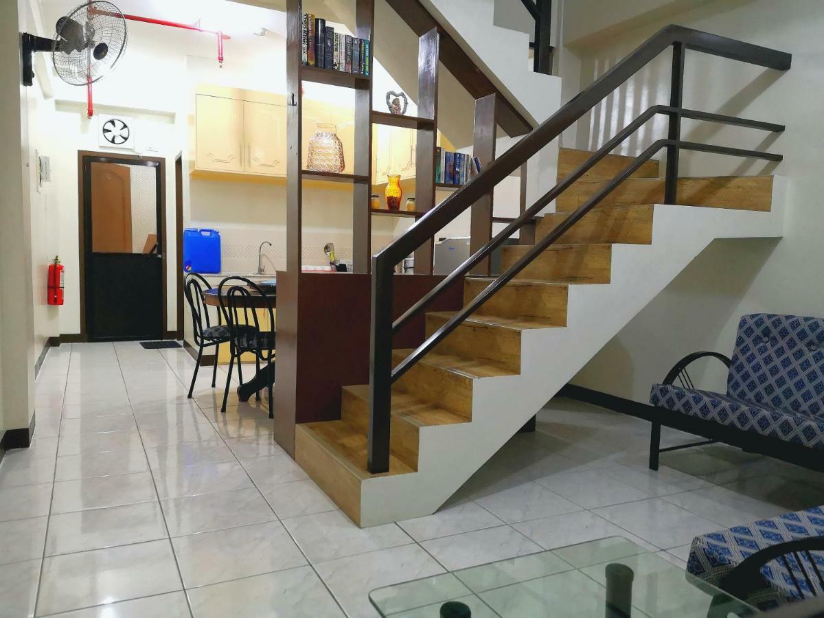 Jdl Residences Hostel Legazpi Bagian luar foto