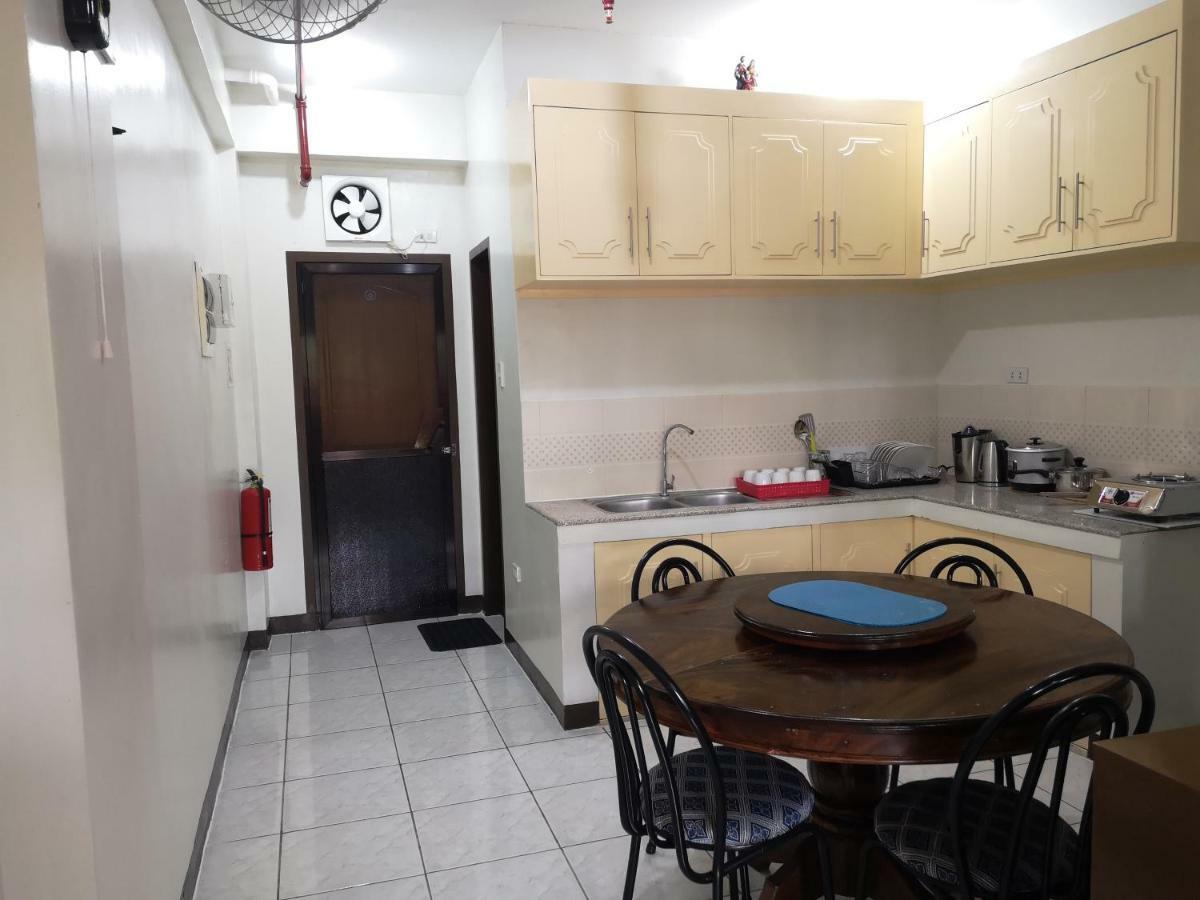 Jdl Residences Hostel Legazpi Bagian luar foto